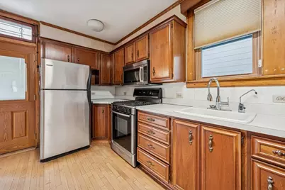 3627 N Francisco Avenue, Chicago, IL 60618 - Photo 10