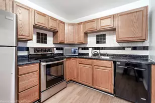 6301 N Sheridan Rd, Chicago, IL 60660 - Photo 2