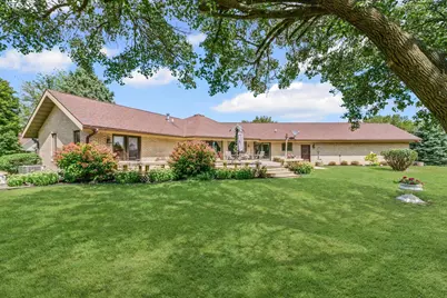 800 Cambridge Drive, Paxton, IL 60957 - Photo 38