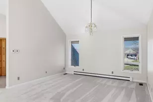 800 Cambridge Dr, Paxton, IL 60957 - Photo 16
