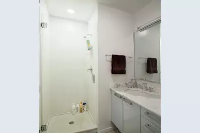 550 N St Clair Street #1204, Chicago, IL 60611 - Photo 4