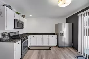 2444 187th Pl, Lansing, IL 60438 - Photo 10