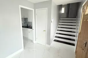 17125 Cregier Ave, South Holland, IL 60473 - Photo 2