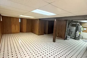 17125 Cregier Ave, South Holland, IL 60473 - Photo 22