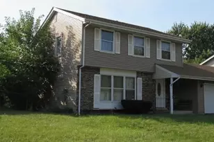 17554 Cypress Ave, Country Club Hills, IL 60478 - Photo 2