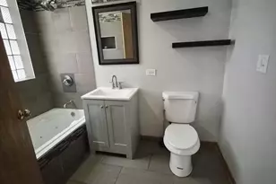 4828 S Indiana Ave, Chicago, IL 60615 - Photo 12