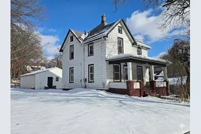 1021 N Rockton Avenue, Rockford, IL 61103 - Photo 1