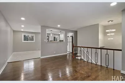 1835 W Weathersfield Way, Schaumburg, IL 60193 - Photo 8