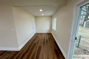 54 Brantwood Ave, Elk Grove Village, IL 60007 - Photo 10