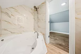 9725 Normandy Ave, Oak Lawn, IL 60453 - Photo 18