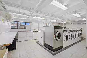 [Address not provided], Chicago, IL 60660 - Photo 14