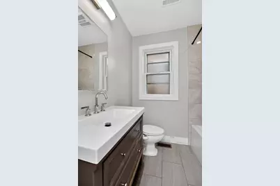 5209 S Moody Avenue, Chicago, IL 60638 - Photo 8