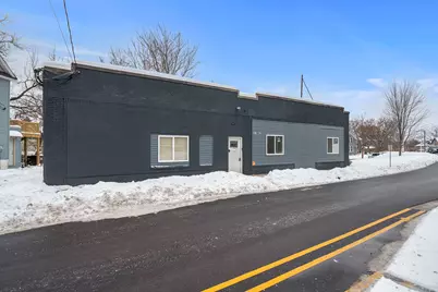 909-911 Ridge Avenue, Rockford, IL 61103 - Photo 2