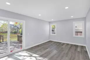 27W125 Chestnut Ln, Winfield, IL 60190 - Photo 14