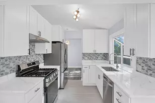 27W125 Chestnut Ln, Winfield, IL 60190 - Photo 18