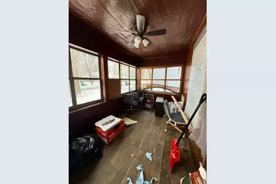 1060 W King Street, Decatur, IL 62522 - Photo 6