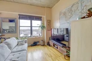 1122 W Catalpa Ave, Chicago, IL 60640 - Photo 8