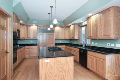 21714 Pringle Drive, Marengo, IL 60152 - Photo 4