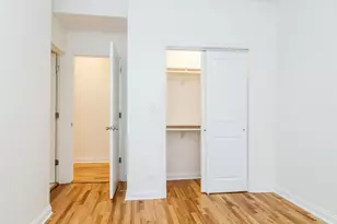 6711 S Paxton Ave, Chicago, IL 60649 - Photo 12