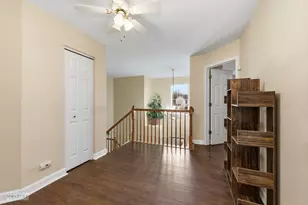 181 Hillside Dr, Bolingbrook, IL 60440 - Photo 18