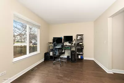 181 Hillside Drive, Bolingbrook, IL 60440 - Photo 8