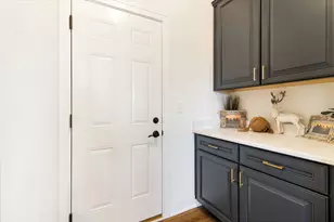 21042 Coventry Cir, Shorewood, IL 60404 - Photo 12