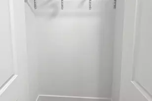 2127 W 18th St, Chicago, IL 60608 - Photo 6