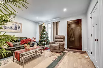 8332 S 78th Court, Justice, IL 60458 - Photo 4