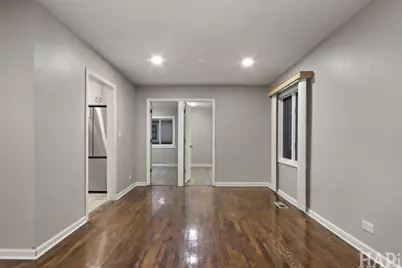 75 Carthage Lane, Hoffman Estates, IL 60169 - Photo 10