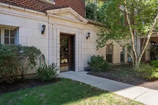 496 Sheridan Rd, Evanston, IL 60202 - Photo 4