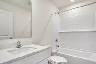 437 Lakeshore Ct, Saint Charles, IL 60174 - Photo 12