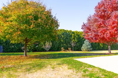 1307 Longford Lane, Bloomington, IL 61704 - Photo 6