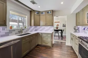 1297 Spalding Dr, Mundelein, IL 60060 - Photo 8