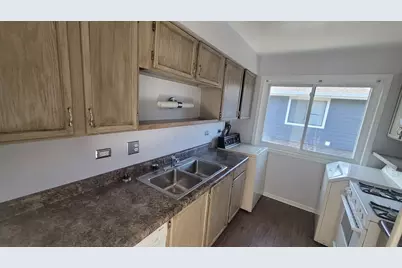 6084 Fremont Drive #6084, Hanover Park, IL 60133 - Photo 8