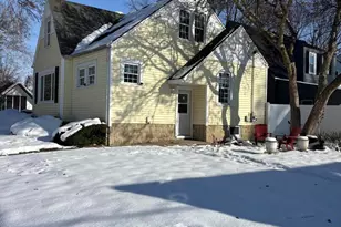 803 E North St, Morris, IL 60450 - Photo 2