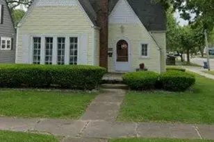 803 E North St, Morris, IL 60450 - Photo 1