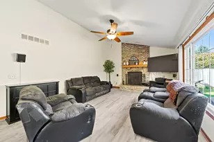 1162 Butler Rd, Rockford, IL 61108 - Photo 8