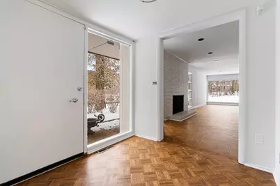 135 Lakewood Place, Highland Park, IL 60035 - Photo 2