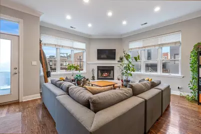 1617 N Oakley Avenue #E, Chicago, IL 60647 - Photo 6