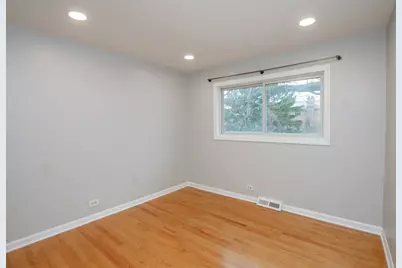 4216 N Kedvale Avenue #D, Chicago, IL 60641 - Photo 10