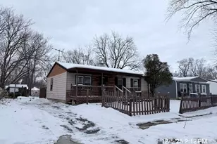 2171 221st St, Sauk Village, IL 60411 - Photo 10