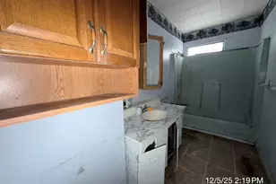 2171 221st St, Sauk Village, IL 60411 - Photo 6