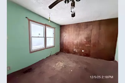 2171 221st Street, Sauk Village, IL 60411 - Photo 2