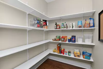 [Address not provided], Downers Grove, IL 60516 - Photo 12