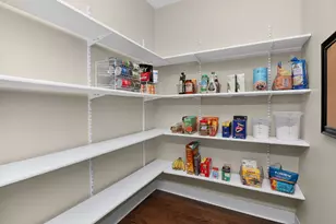 [Address not provided], Downers Grove, IL 60516 - Photo 12