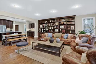 [Address not provided], Downers Grove, IL 60516 - Photo 6