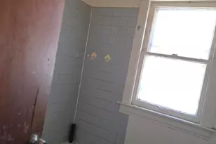 10243 S Lafayette Ave, Chicago, IL 60628 - Photo 12