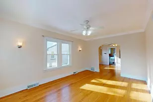 4512 Saratoga Ave, Downers Grove, IL 60515 - Photo 4
