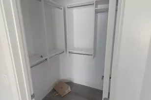 2443 N Western Ave, Chicago, IL 60647 - Photo 12