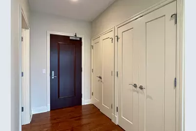 520 S Washington Street #604, Naperville, IL 60540 - Photo 2